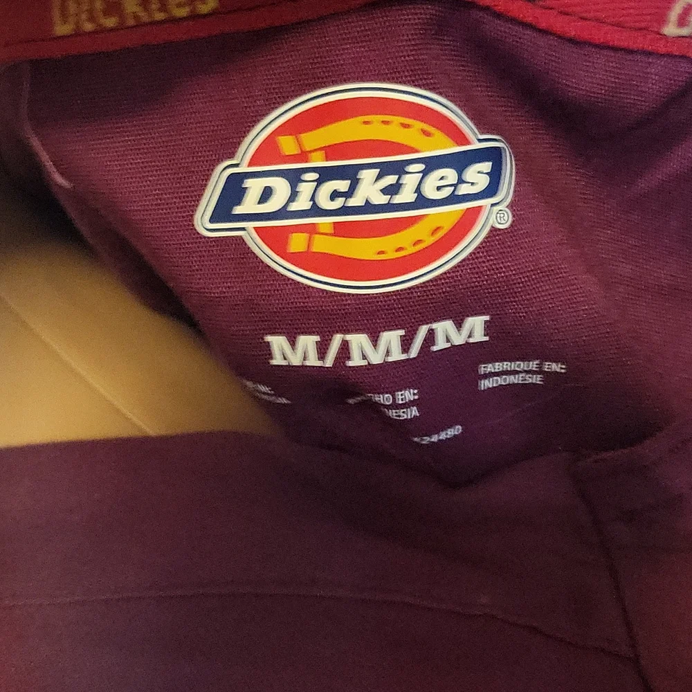 NWOT Dickies WOMEN'S Nursing Scrub Shirt Size M - Picture 7 of 8